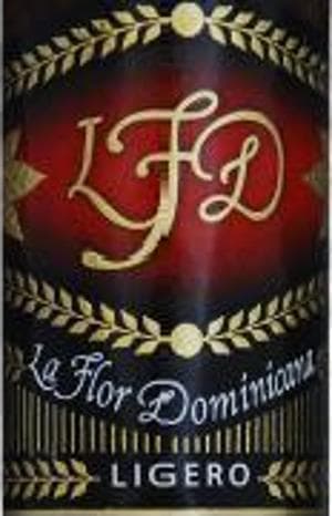 La Flor Dominicana Ligero Cabinet Oscuro
